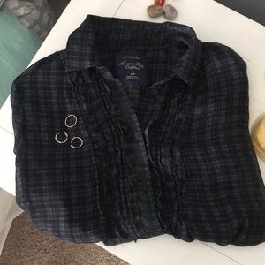 favorite fit american eagle purple plaid button up